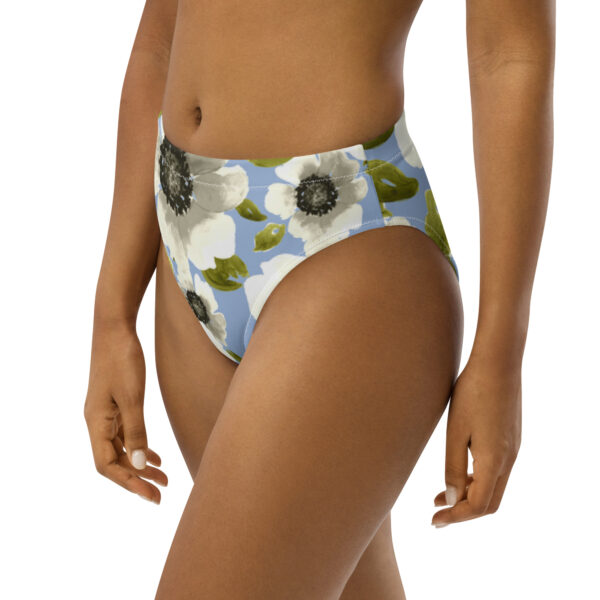 Recycled high-waisted bikini bottom flower pattern